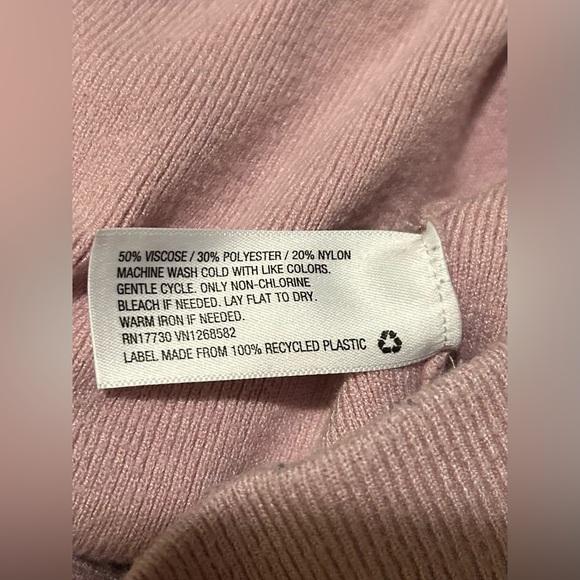 Women’s Pink Stretchy Lounge Pants with Cuffed Ankles Size 3X - Picture 3 of 11